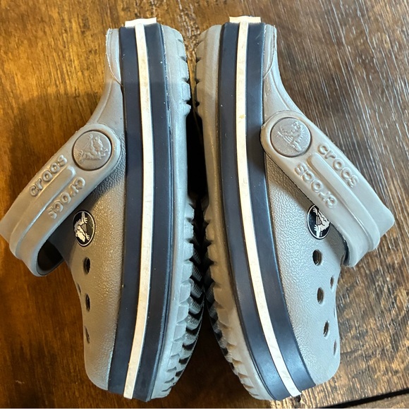 Toddler Crocs - Picture 6 of 7
